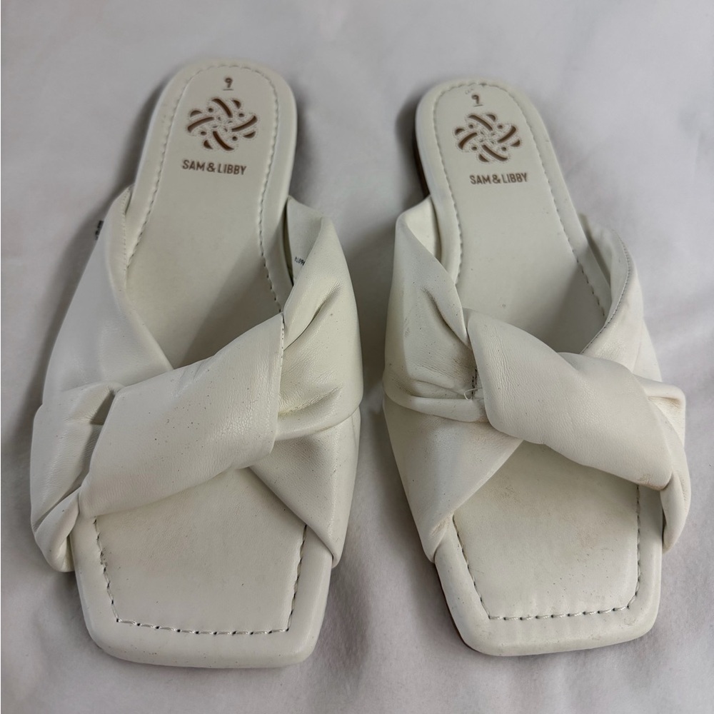 Sam & Libby Women's Cream Knot Slide Sandals - Picture 2 of 4